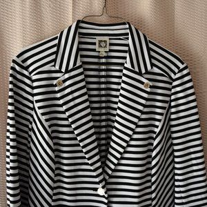 EUC Anne Klein Suit PL Black/White Stripe
